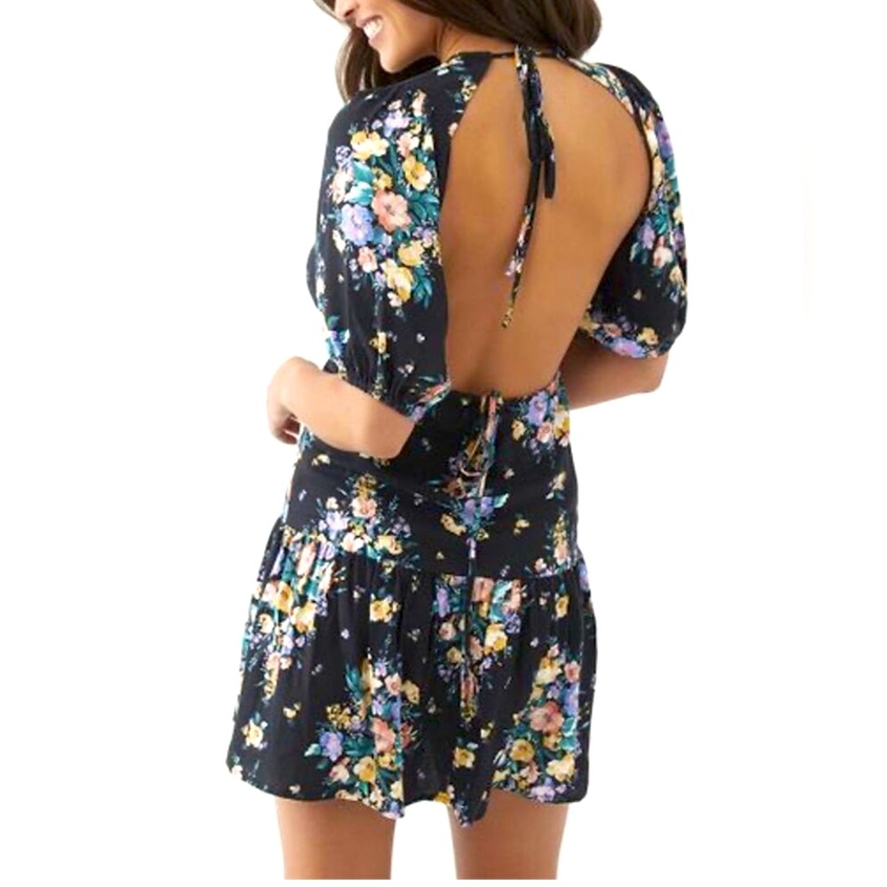 O’Niell Black Floral Alta Mini Dress Open Back Ruffle Hem Puff Sleeves NWT